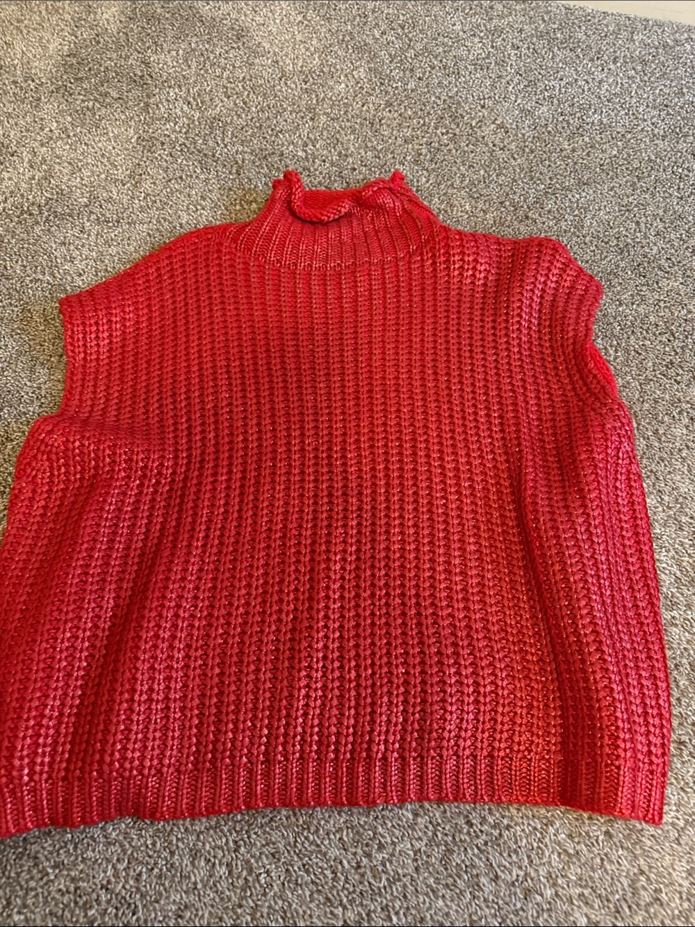 She + Sky Red Sleeveless Turtleneck Sweater